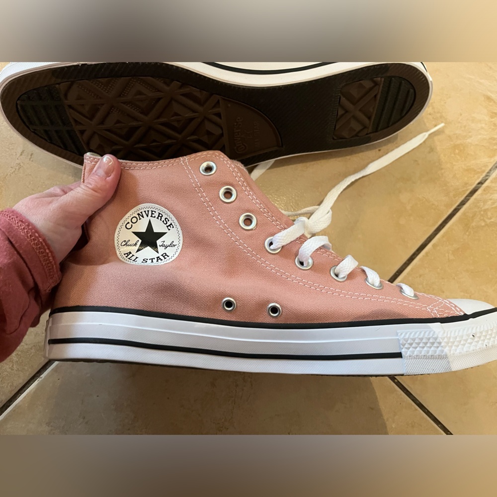 New converse high tops! Mens size 10 women size 12